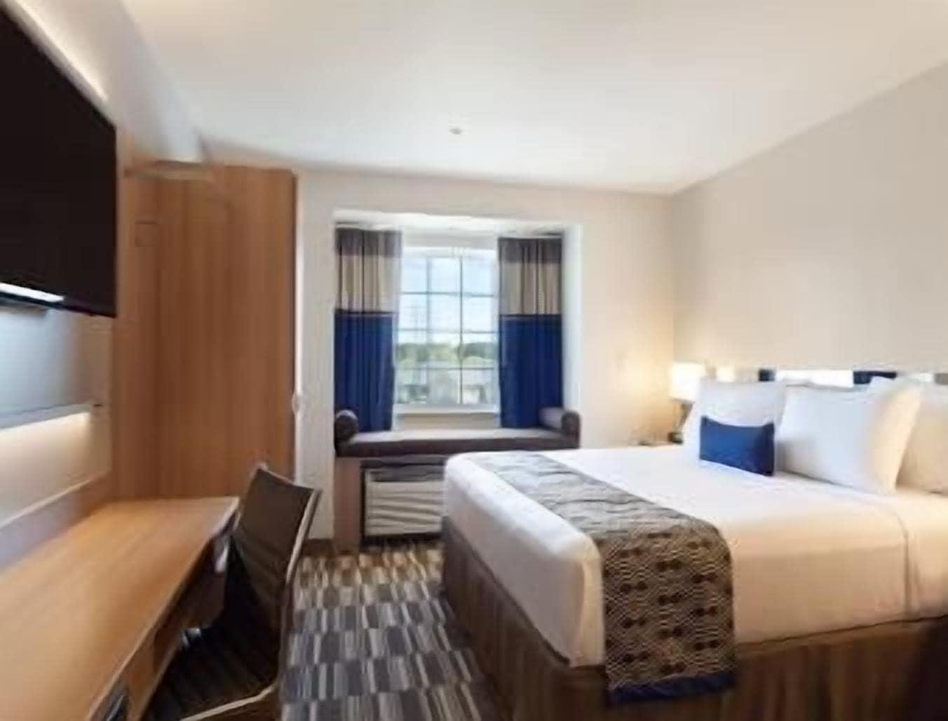 Microtel Inn & Suites By Wyndham Beaver Falls Exterior photo